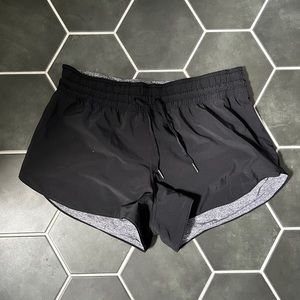 Lululemon “Choose a Side” shorts 3”